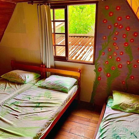 Hostel Mueller Na Praia De Mocambique Florianopolis Bagian luar foto