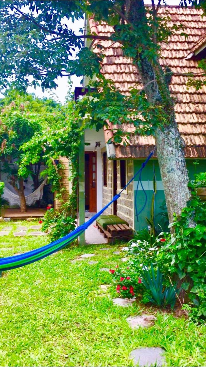 Hostel Mueller Na Praia De Mocambique Florianopolis Bagian luar foto