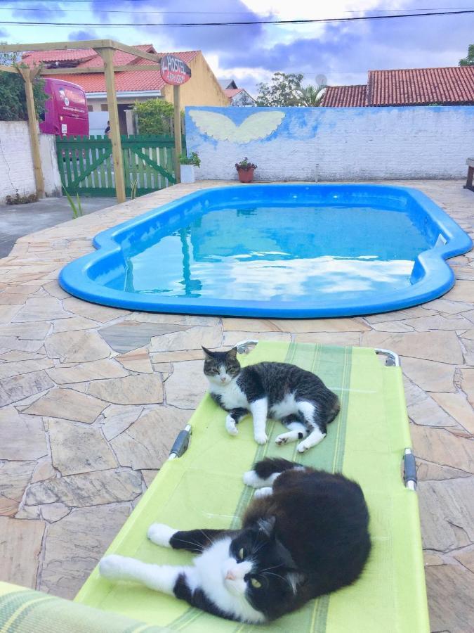 Hostel Mueller Na Praia De Mocambique Florianopolis Bagian luar foto